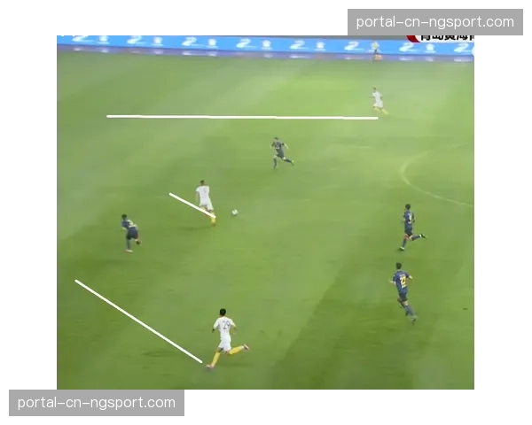 “技战术复盘：长春亚泰防守反击战术如何击溃河南队”